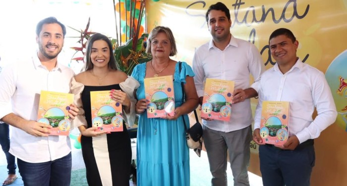 Prefeitura lança livro Santana do Mundaú- Cidade da Gente