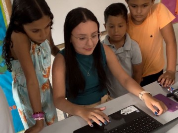 Avança Mais Conectividade: Educação amplia instalação de internet e entrega notebooks às escolas da zona rural