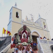 Município encerra festejos de Senhora SantAna com procissão e shows